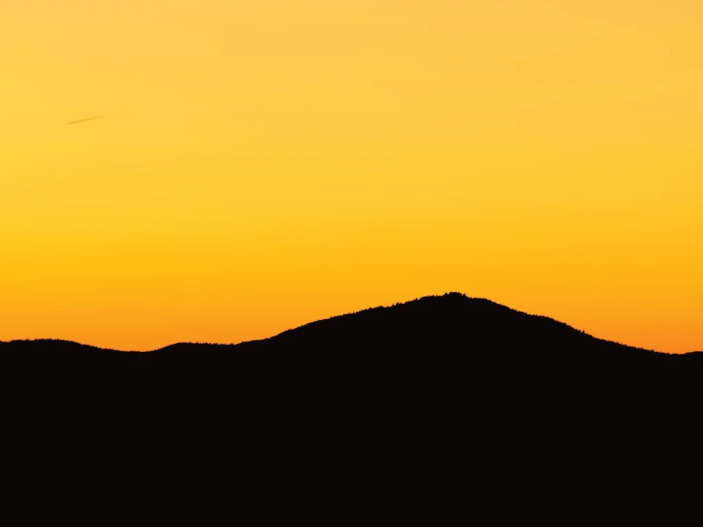 Mont d'Ardèche au coucher du soleil